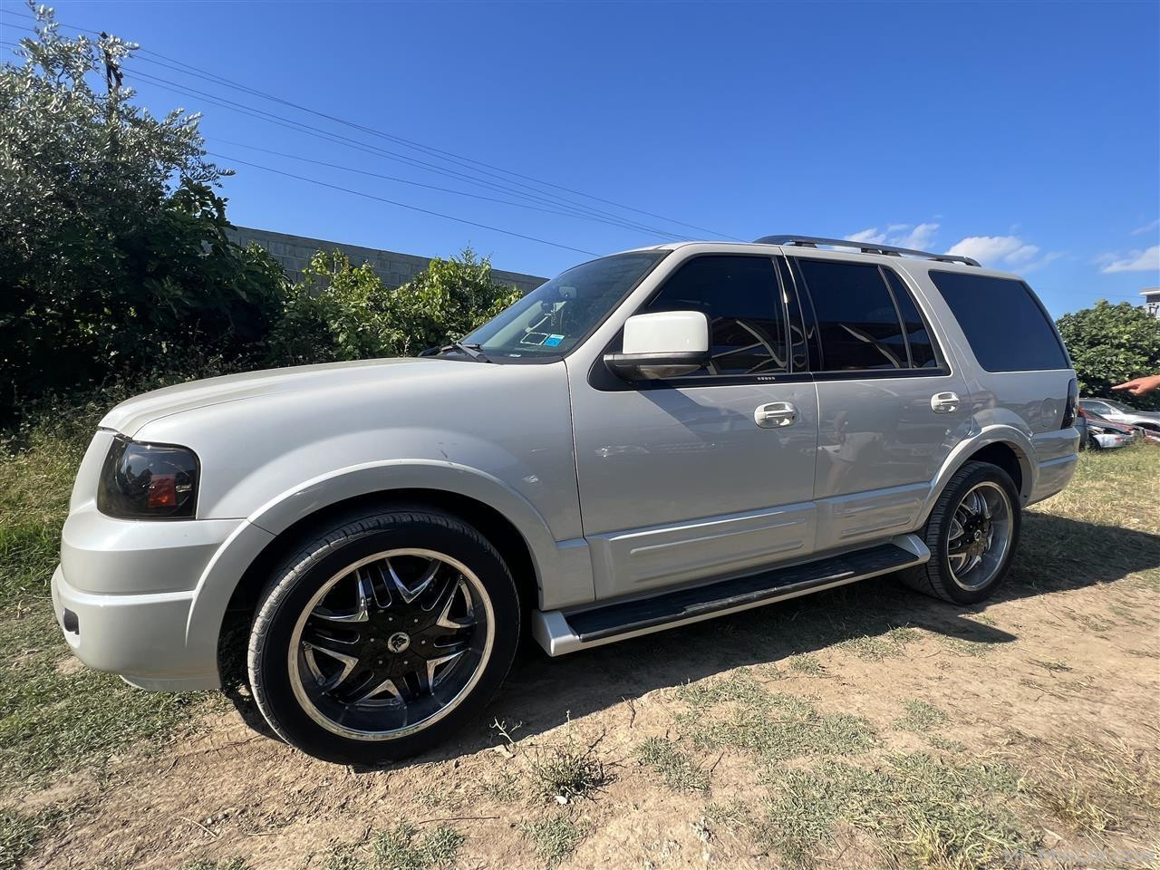 Pjese per Ford Expedition 