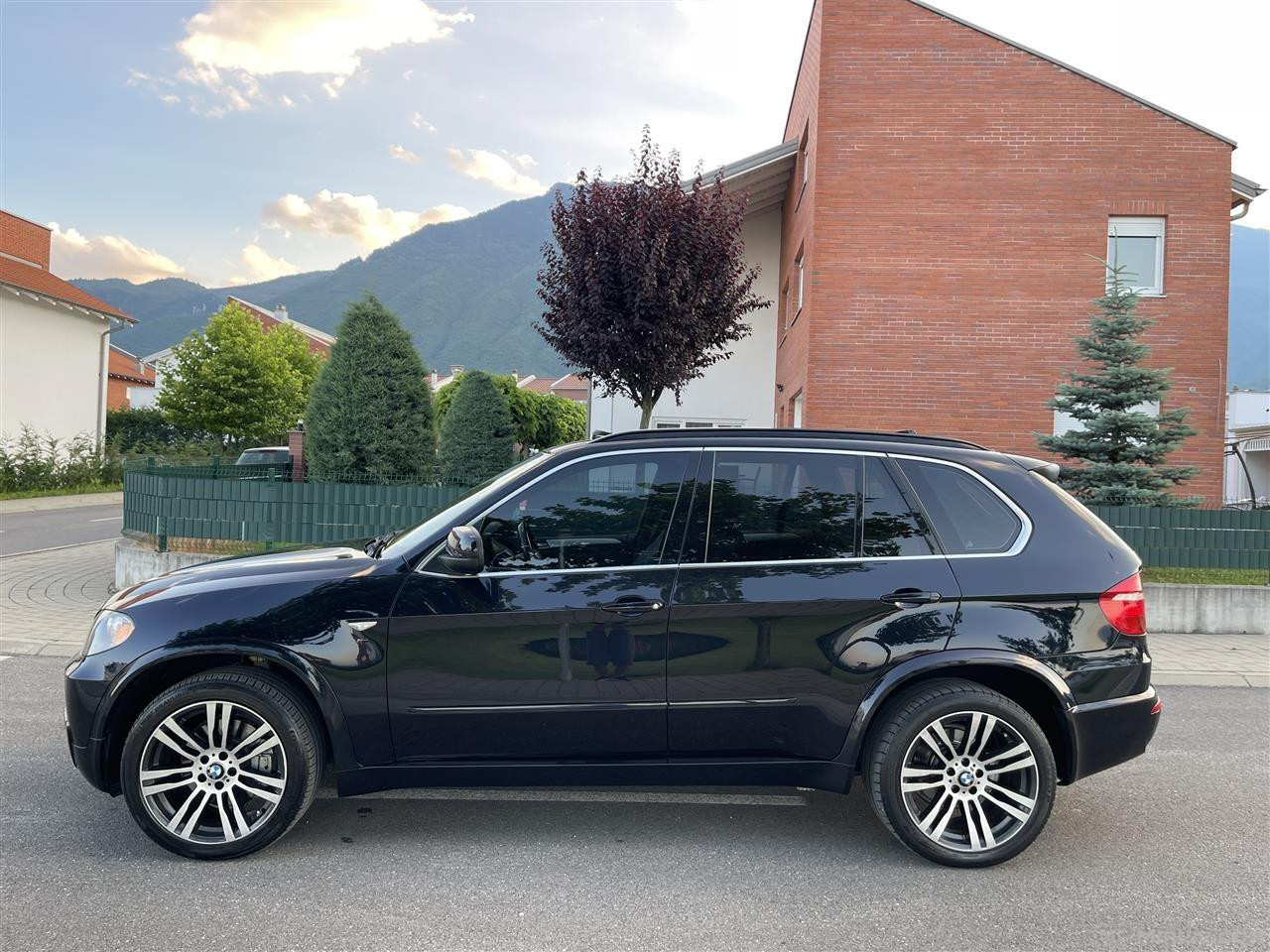 BMW X5 E70 3.0D M-PAKET PANORAM RKS FULL OPSIONE 