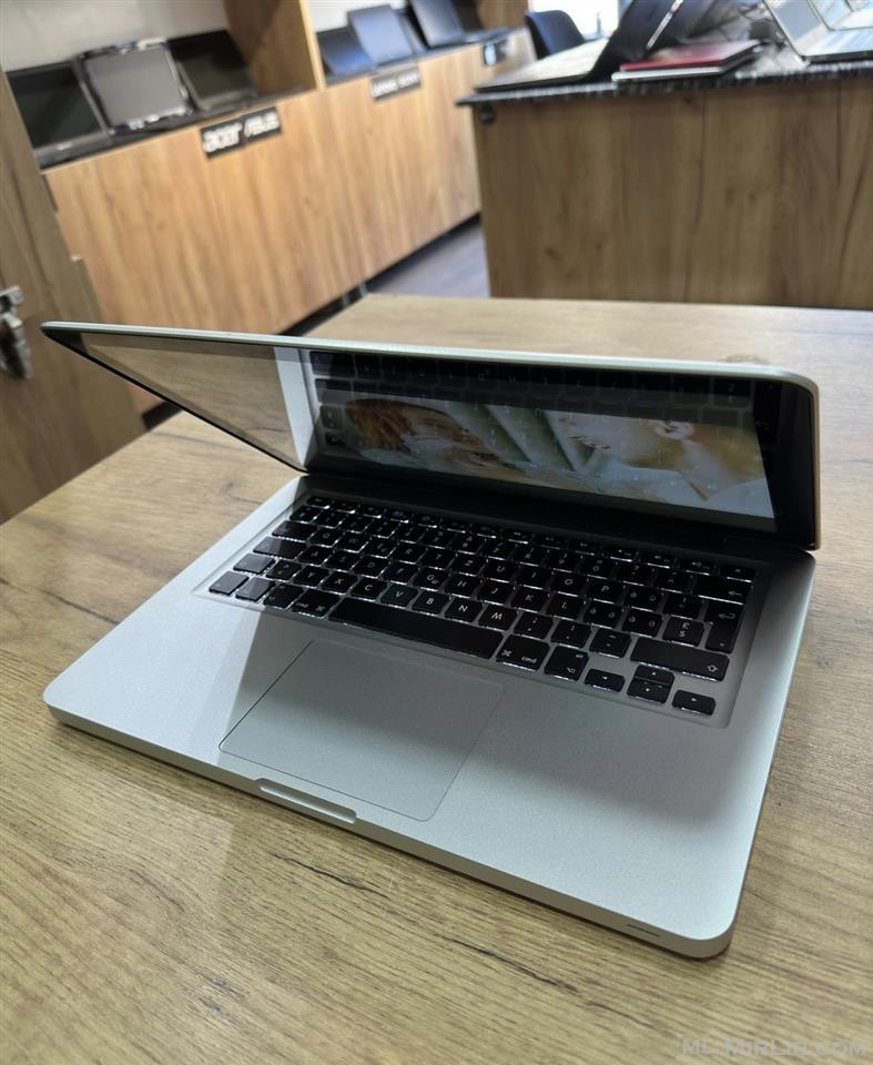 Macbook Pro core i5