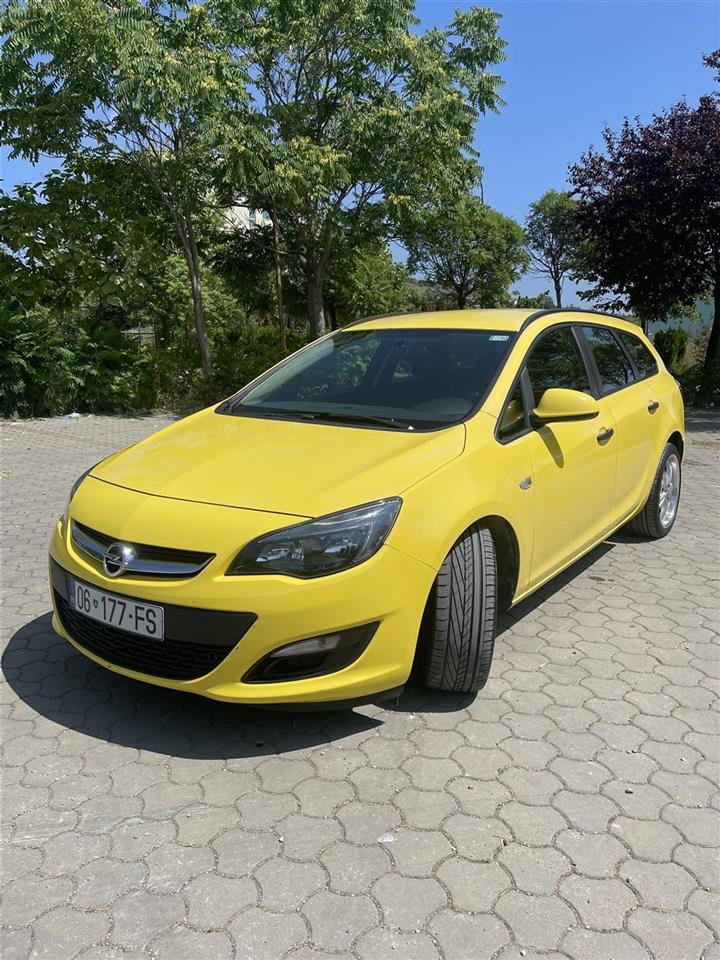 Shes Opel Astra 