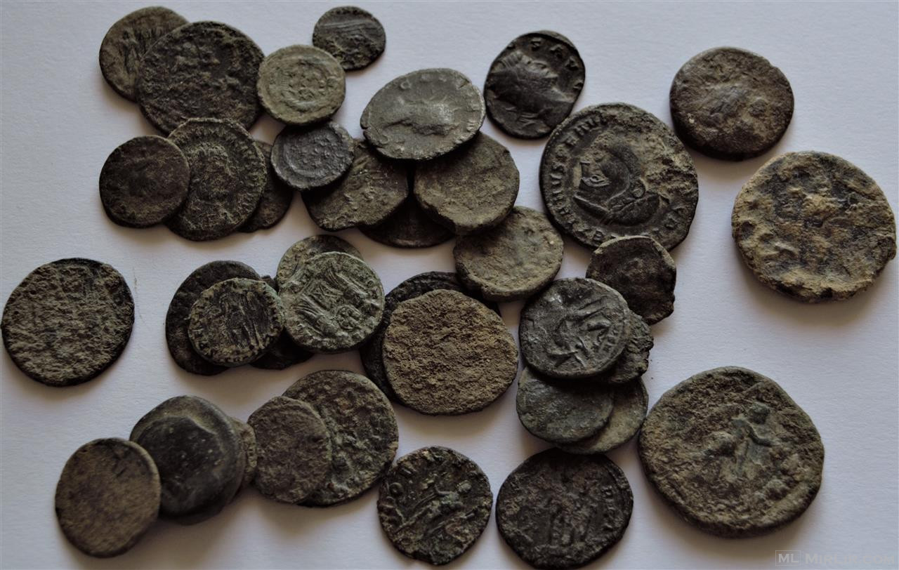 Monedha romake te bronzit-40 cope