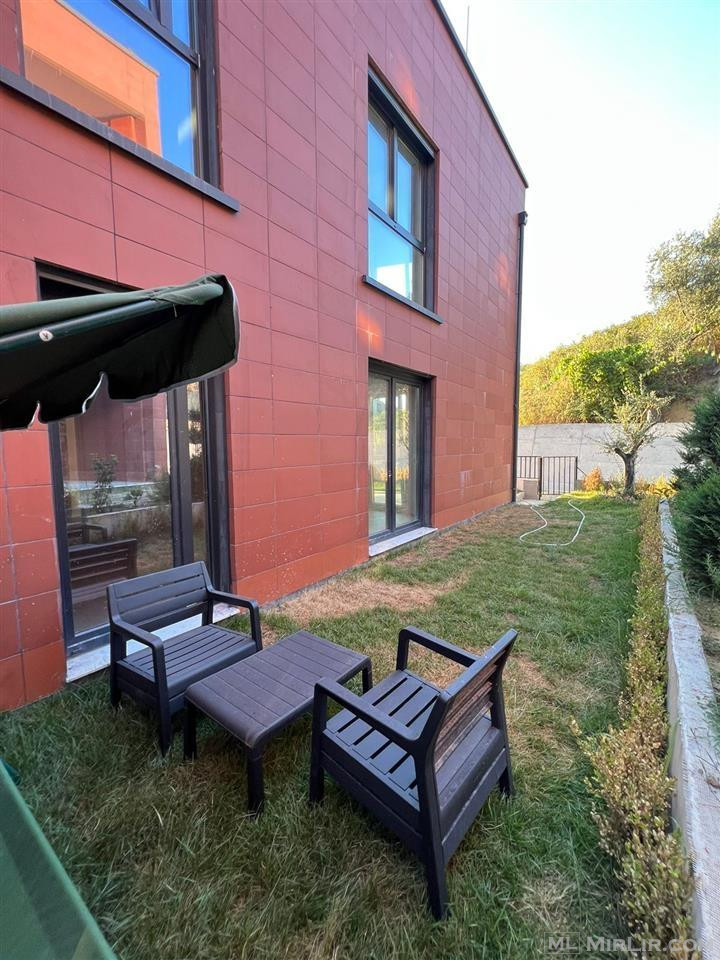 Apartament kati0 107m2 + 76metra verande 2200€ m2