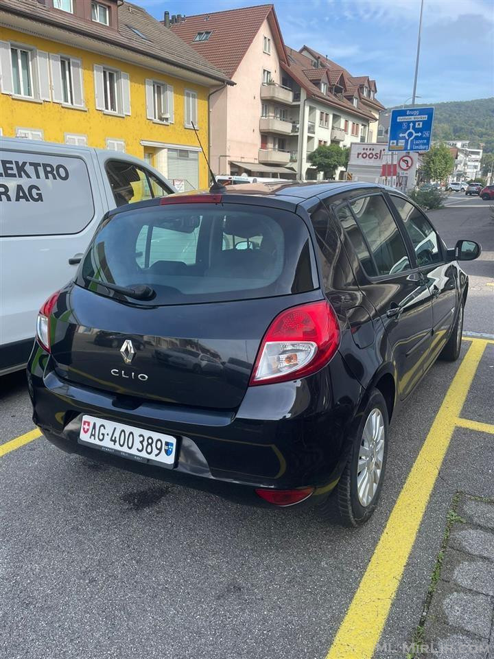 Renault. Clio
