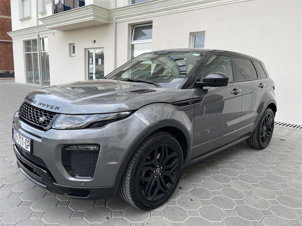 Range Rover Evoque 2.0 TD4 HSE Dynamic AT9-132KW/180PS
