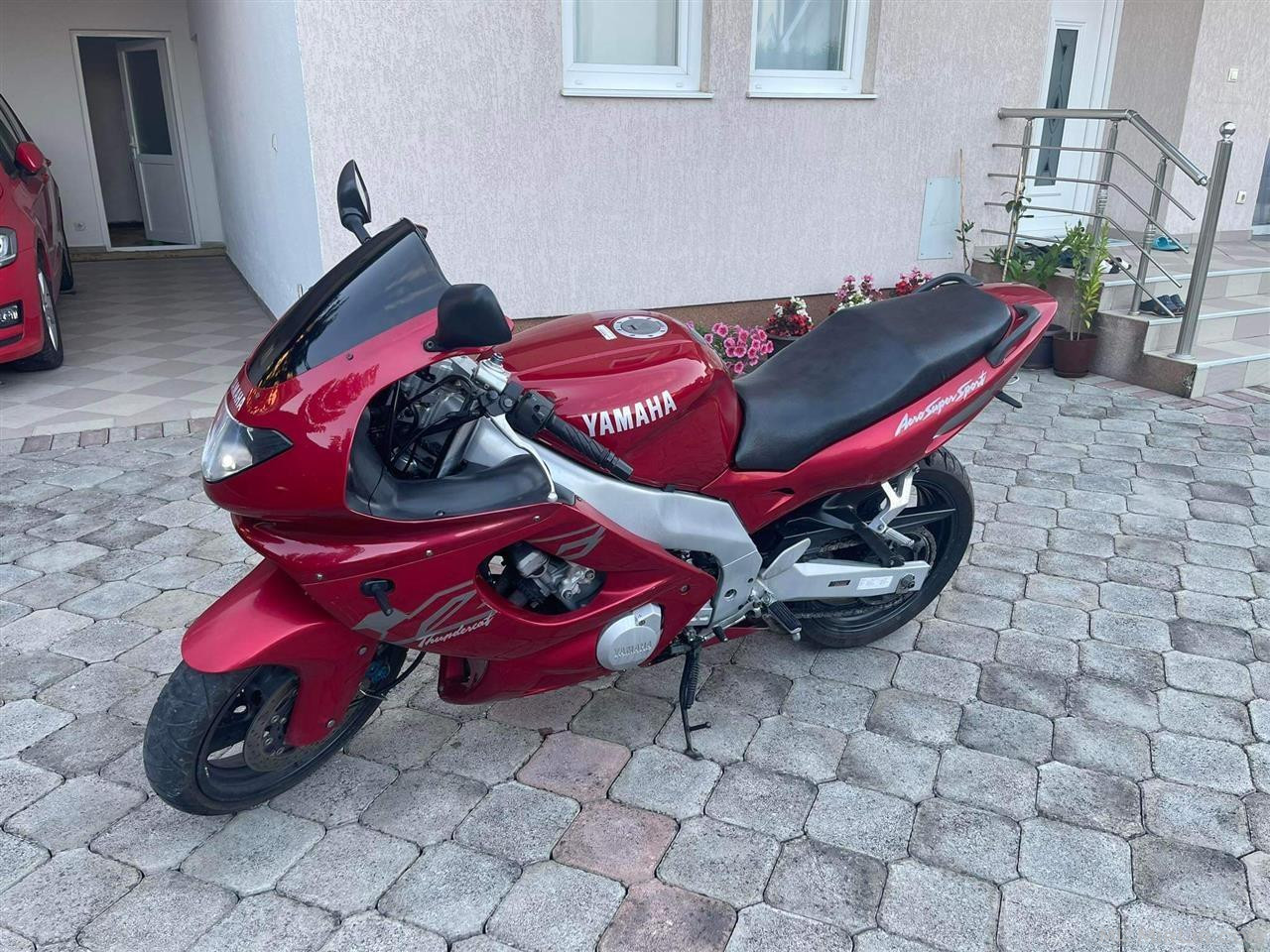 Motorr Yamaha 600 cc 