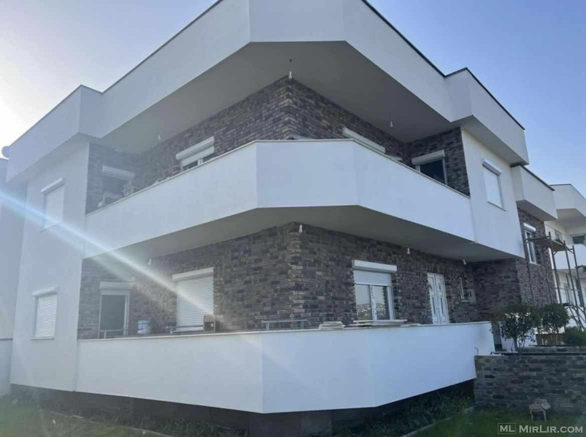 Ofrohet për #shitje shtëpia 280m²  me lokacion në Çagllavicë