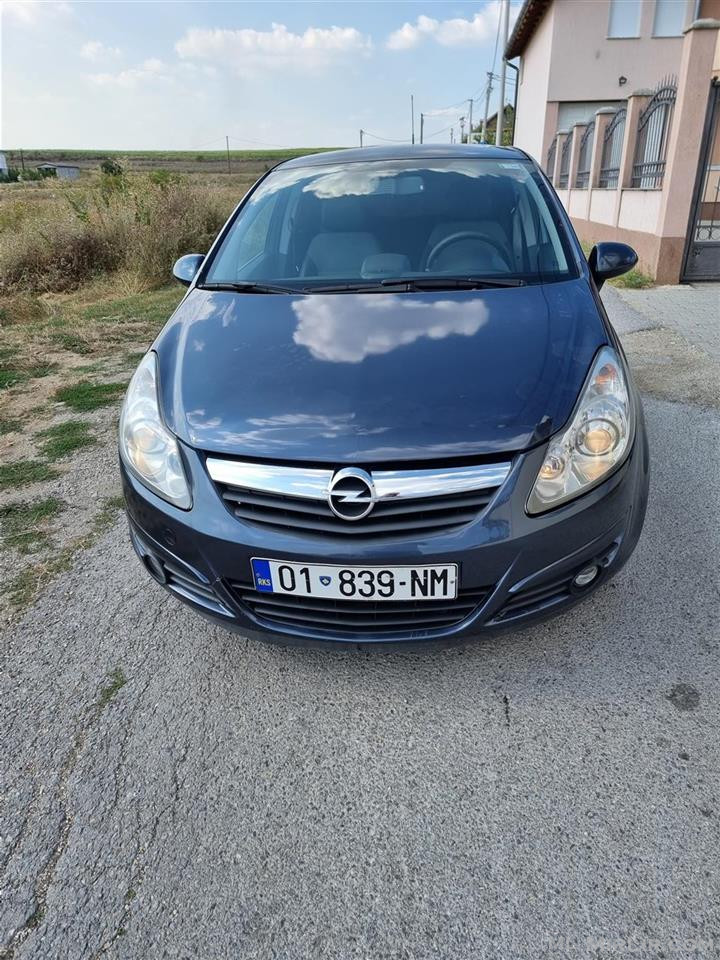 Shitet Opel Corsa 1.3