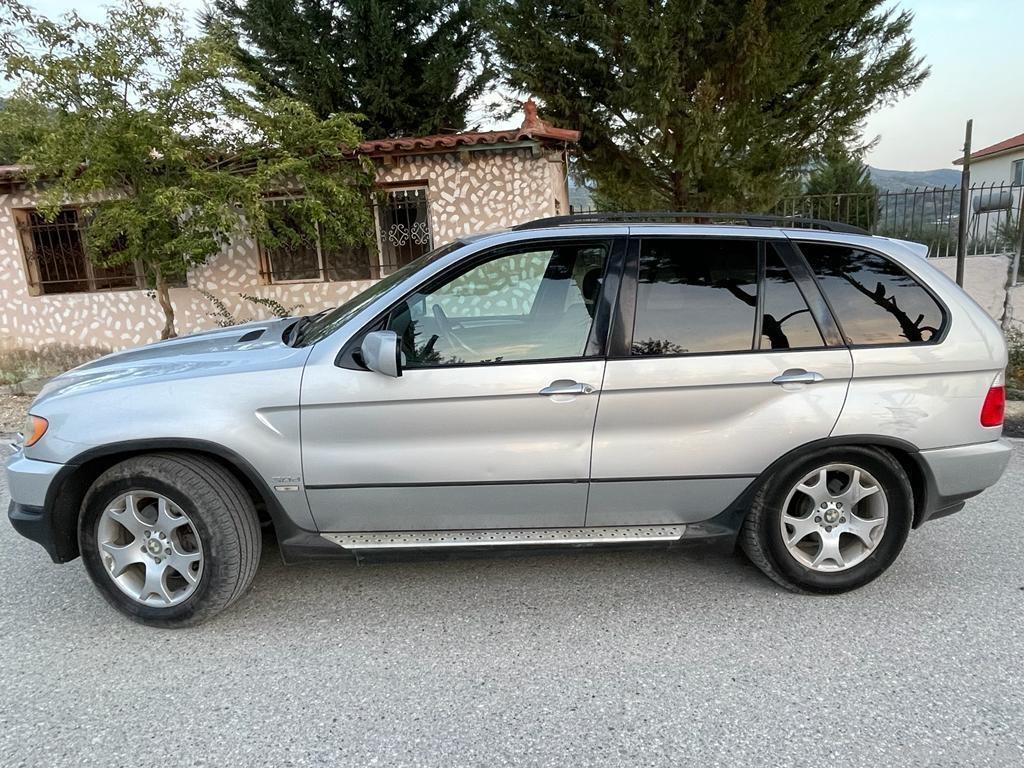Shitet BMW X5 2003
