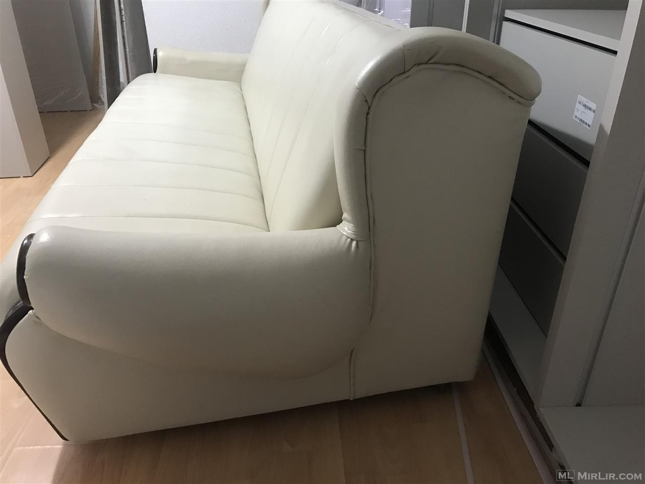 Shes 2 sofa