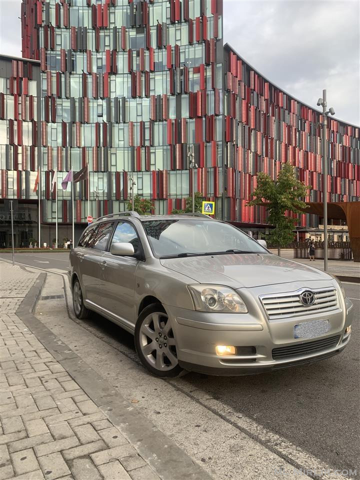 Shitet TOYOTA AVENSIS 2.0 Benzine/Gaz FULL