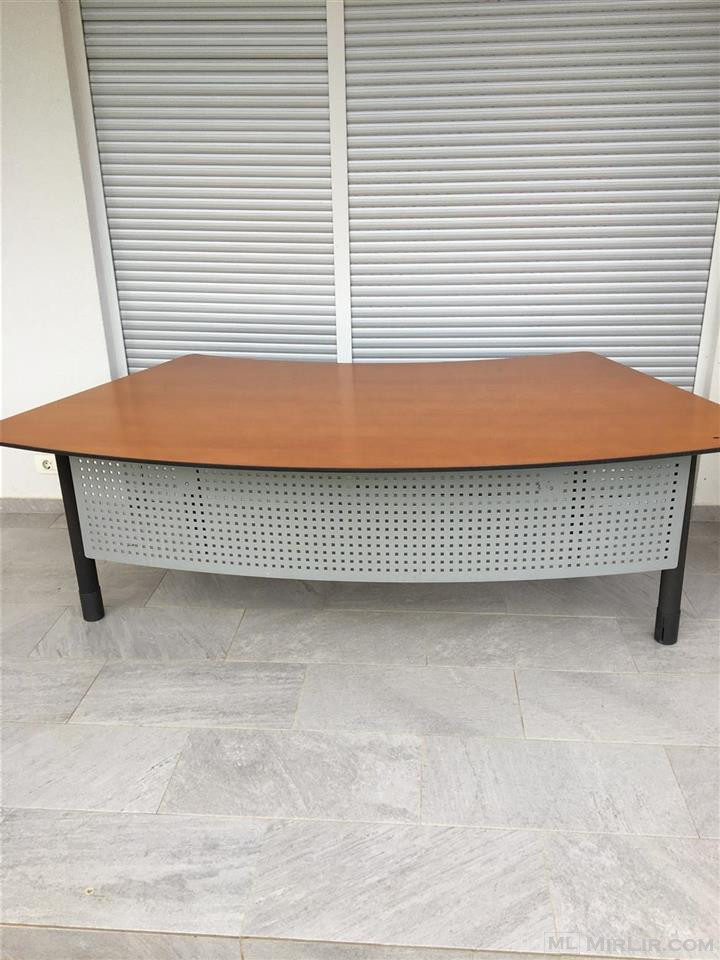 Tavolin zyre