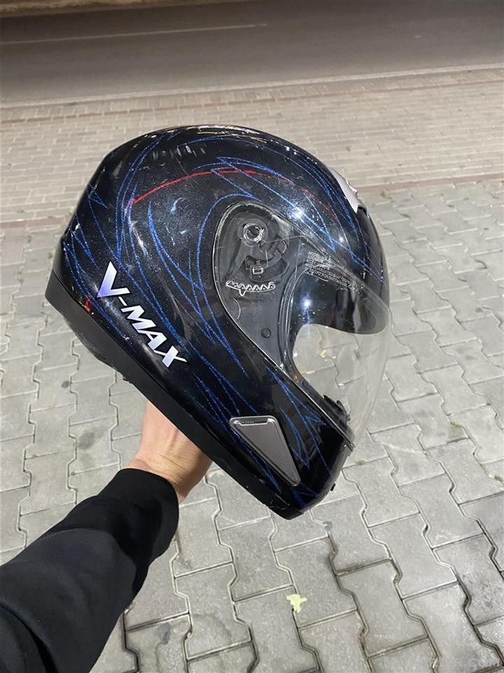 Helmet v max