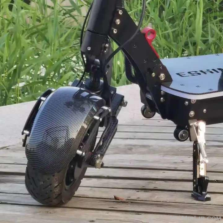 Scooter elektrik 