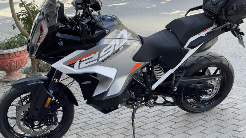 Shes KTM 1290 SUPER ADVENTURE