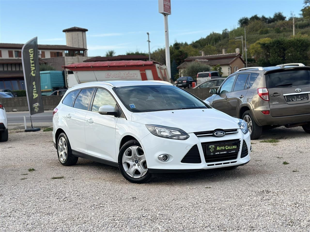 FORD FOCUS-1.6 nafte-2013