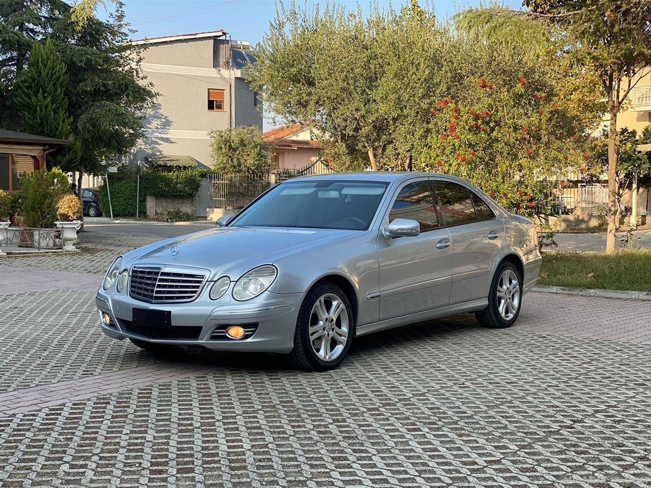 Mercedes E320 Diesel EVO///-2007-4MATIC-AVANTGARDE-Automatik