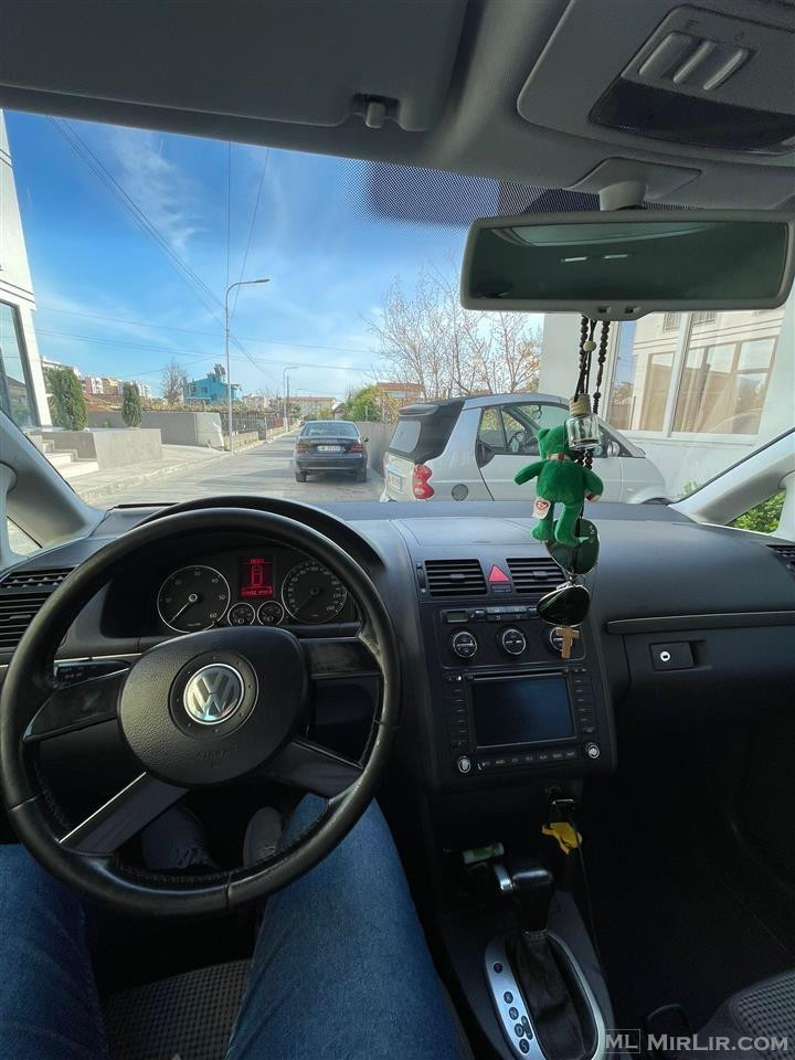 VW TOURAN Automatik
