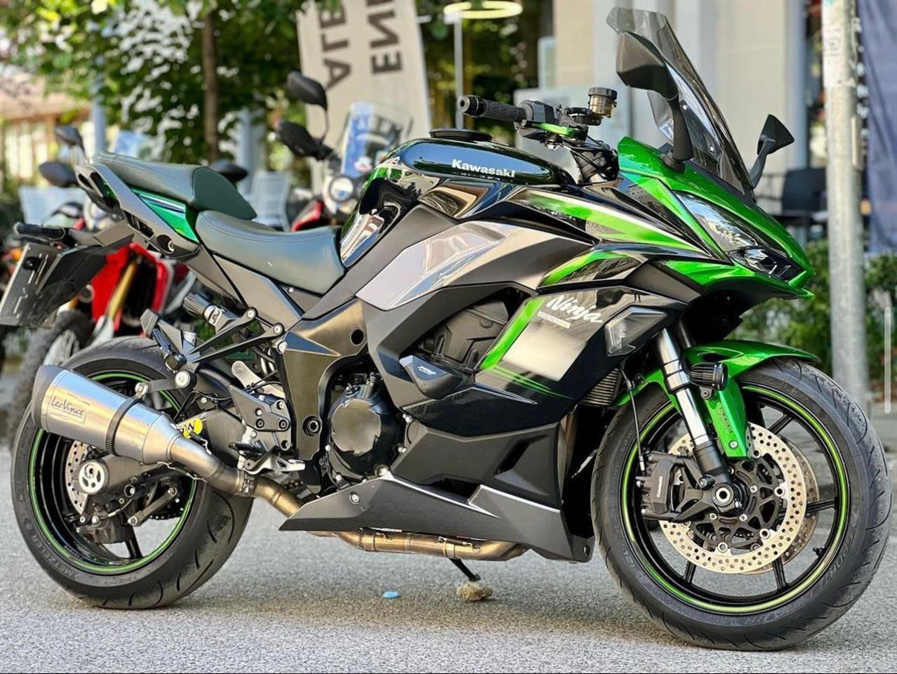 Kawasaki ninja 1000cc