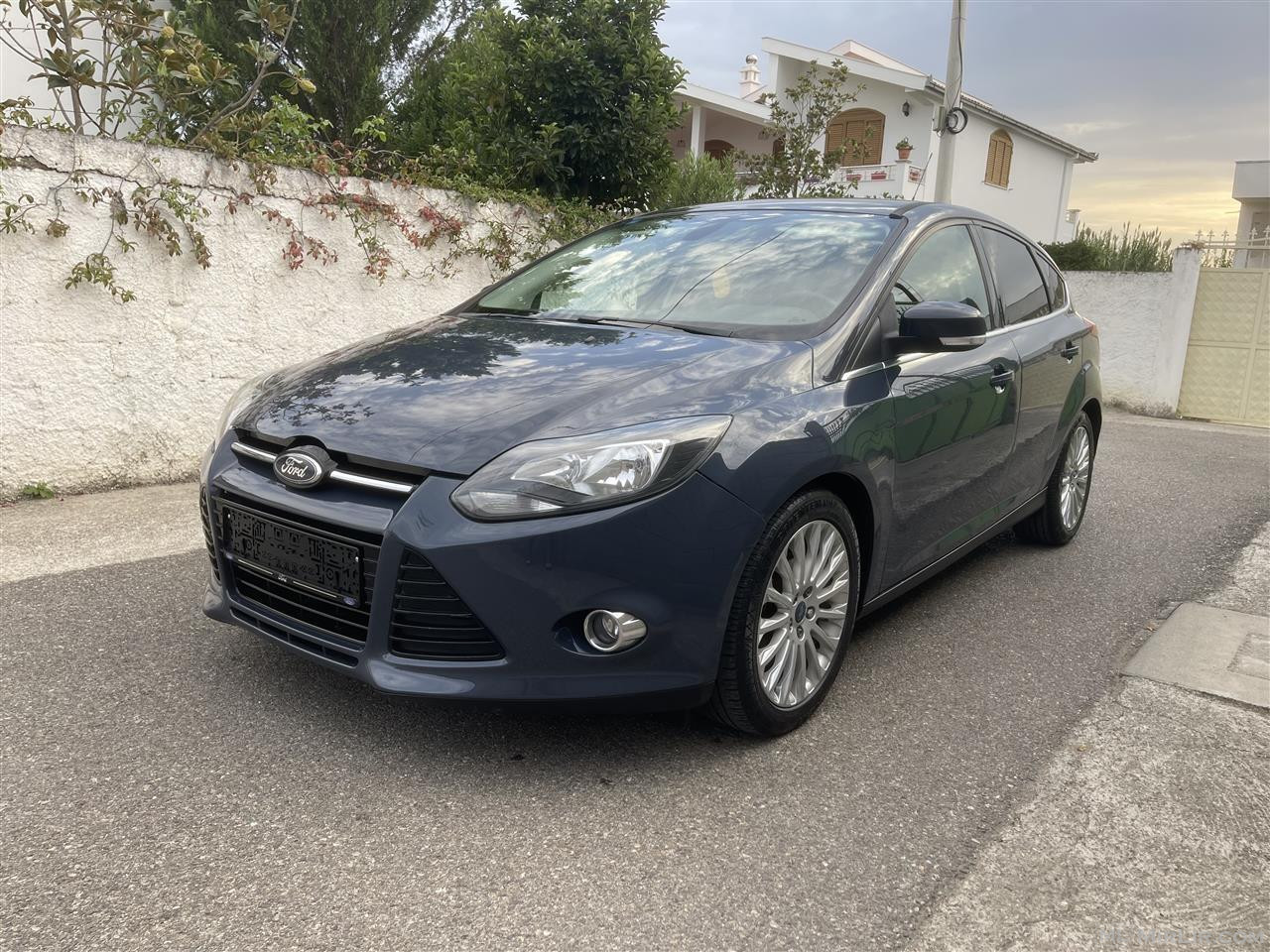 SHITET FORD FOCUS 1.6 NAFT TITANIUM FUNDI 2011