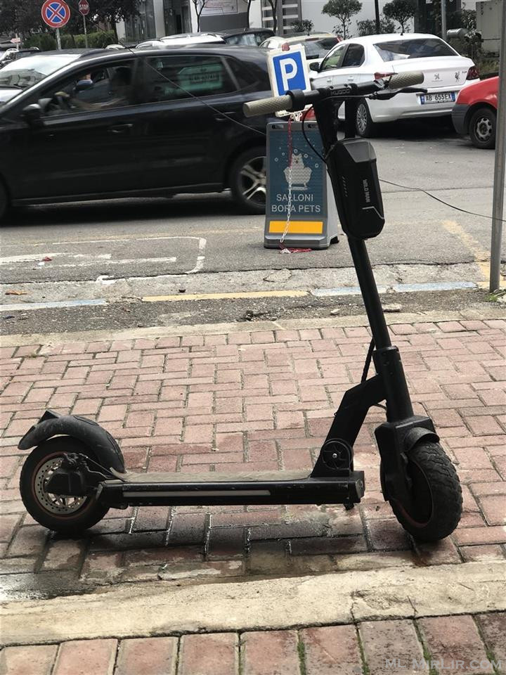 Scooter elektrik KUGOO