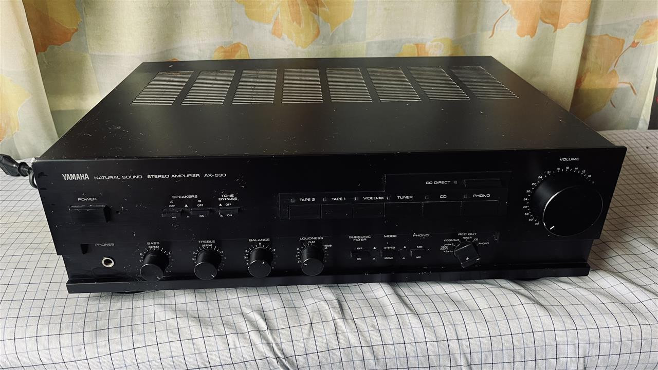 amplifikator i integruar Yamaha Ax-530 