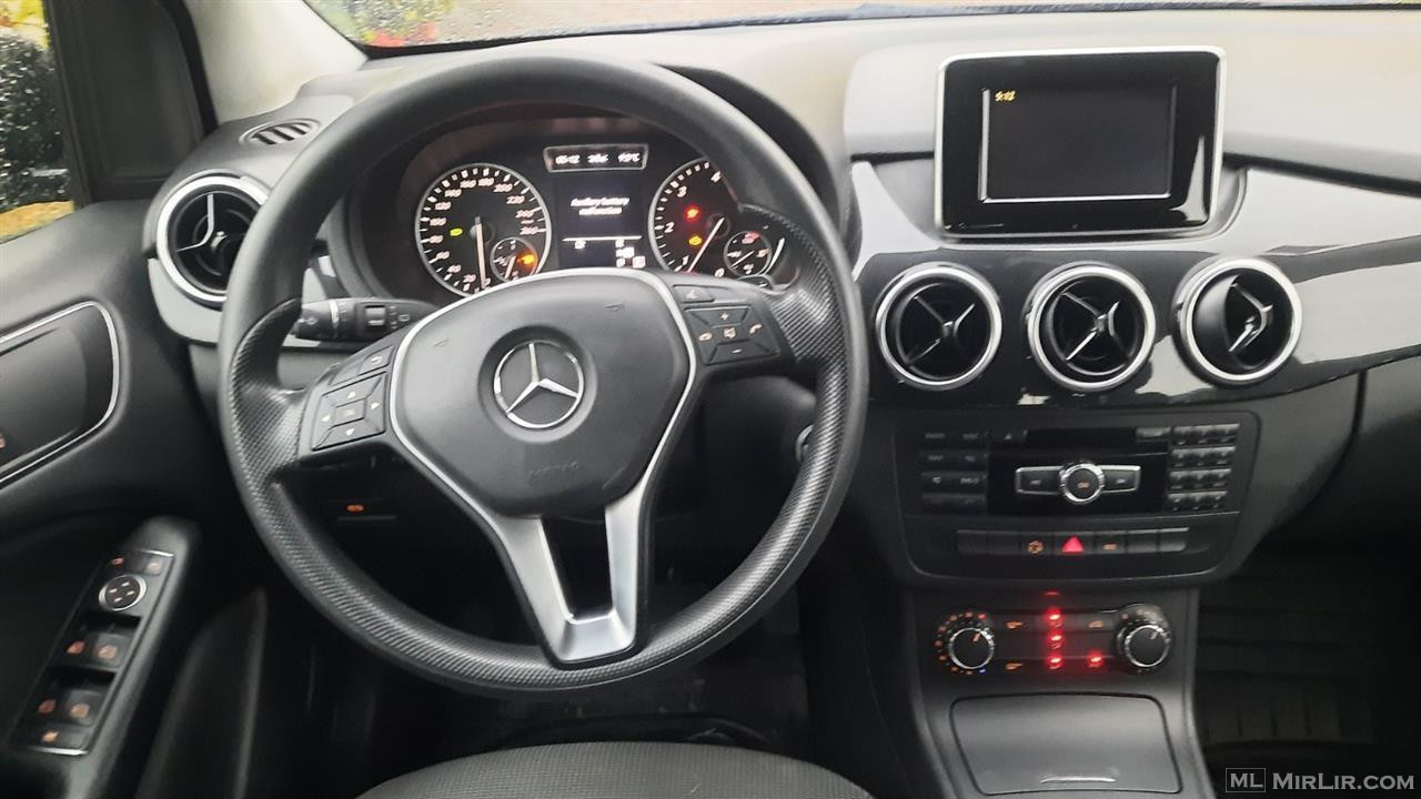 Mercedes B200