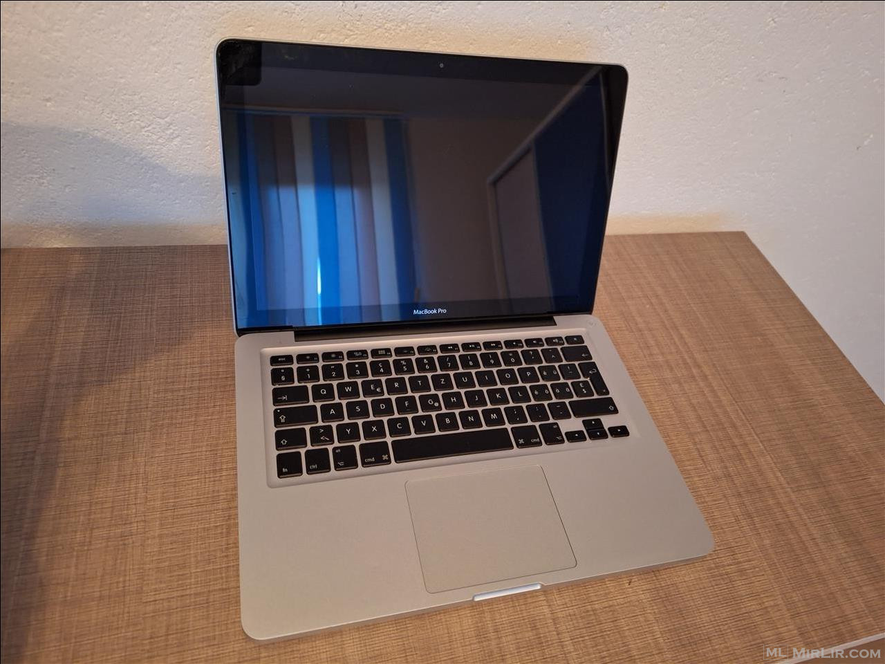 Shitet MacBook Pro 2010