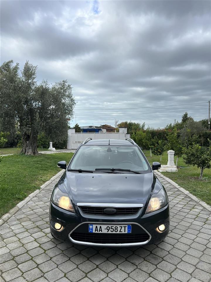 Ford focus 2009.1.6nafte.Manual.3700€ 