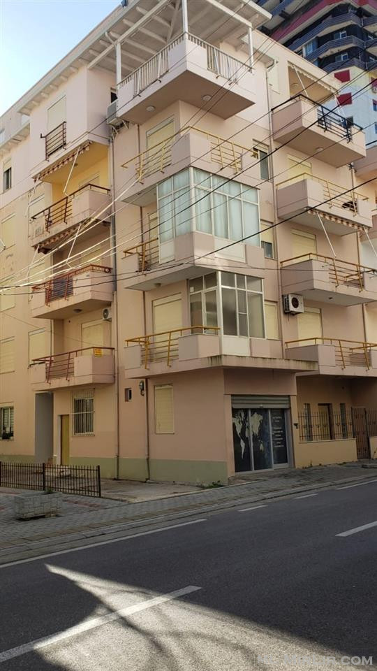 Shitet  Apartament 1+1 Golem (pas Kamelias)   44.000 Euro