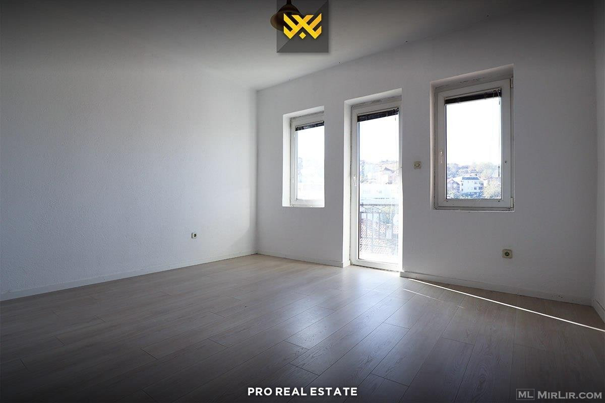 Shtëpi 891m² për SHITJE në Lagjen Vreshta.