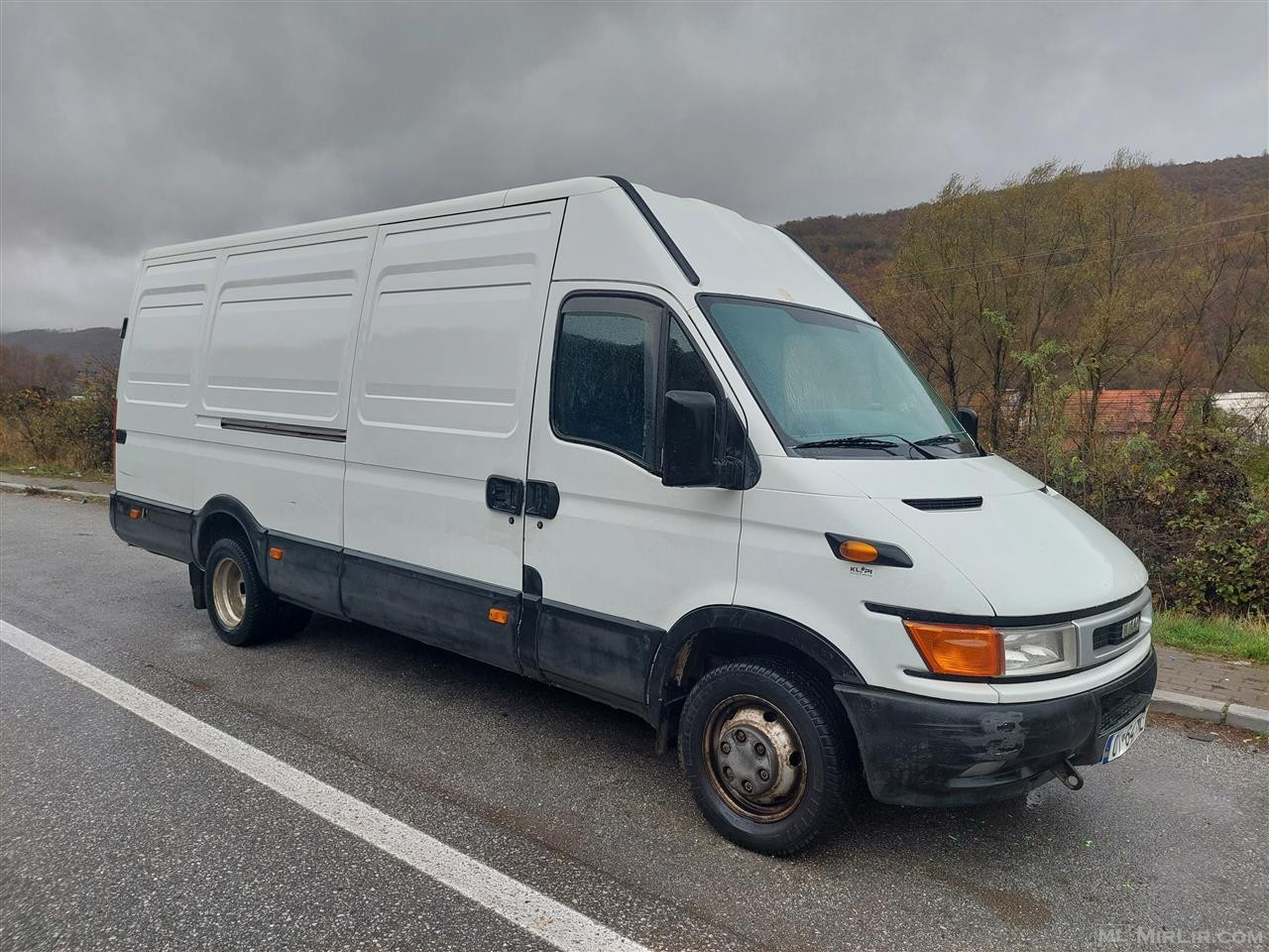 Iveco 35C13  viti 2004 gjendje shum te mire RKS 1 vite 