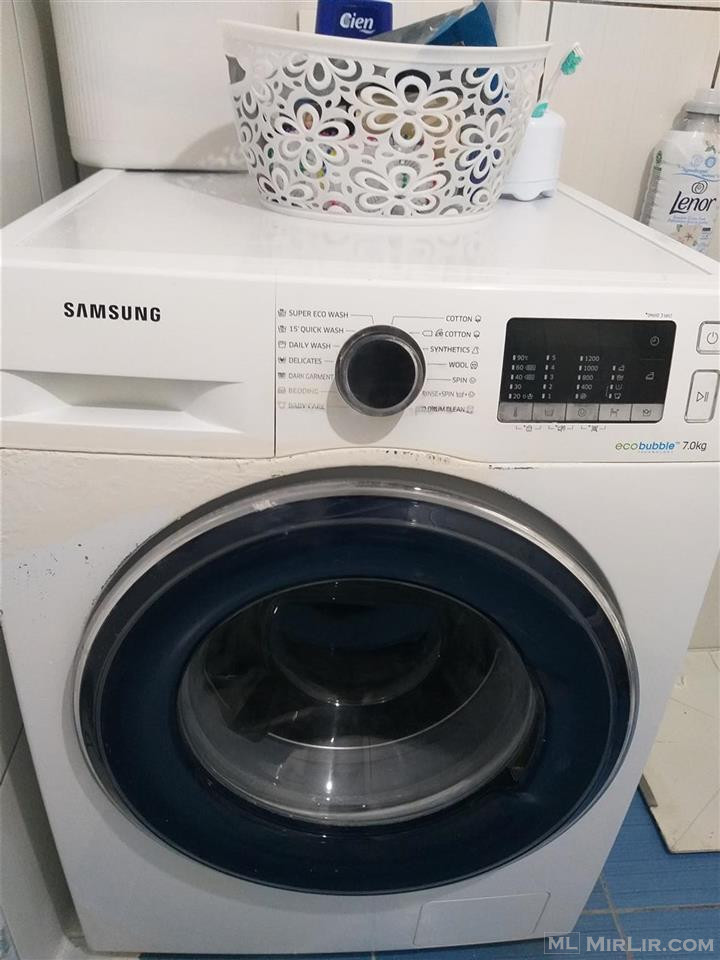 Makina rrobalarëse Samsung 