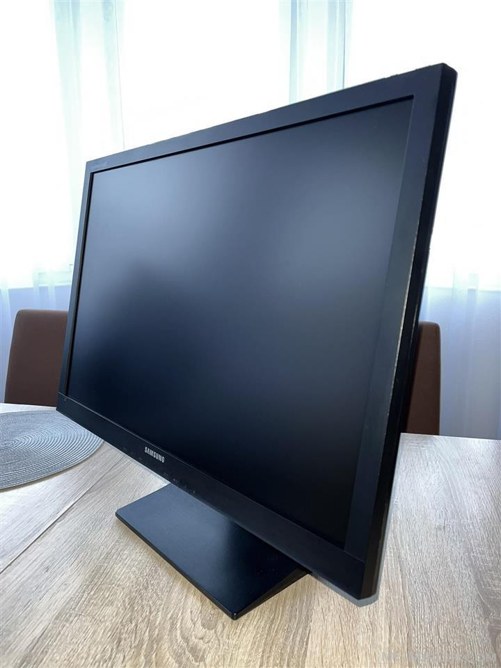 Monitor LED Samsung S24A450MW 24.0\" 450 Series Business