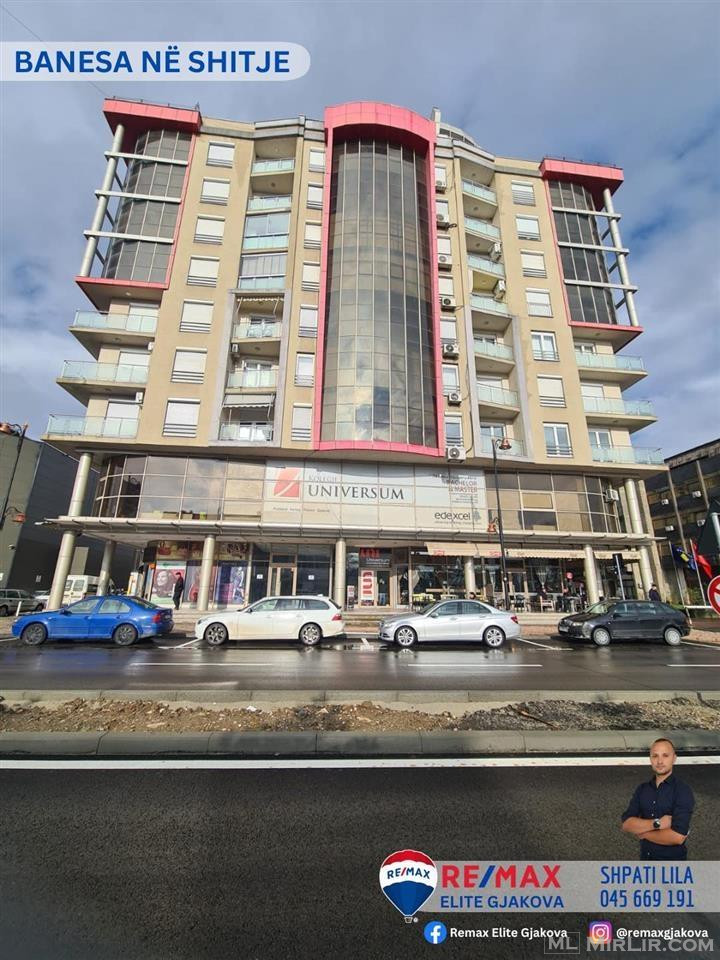 Shitet banesa 70 m2 neto në Gjakovë