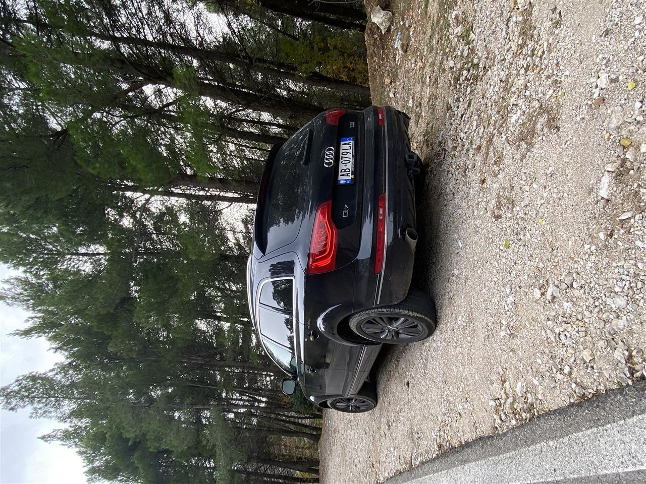 Shitet Audi Q7