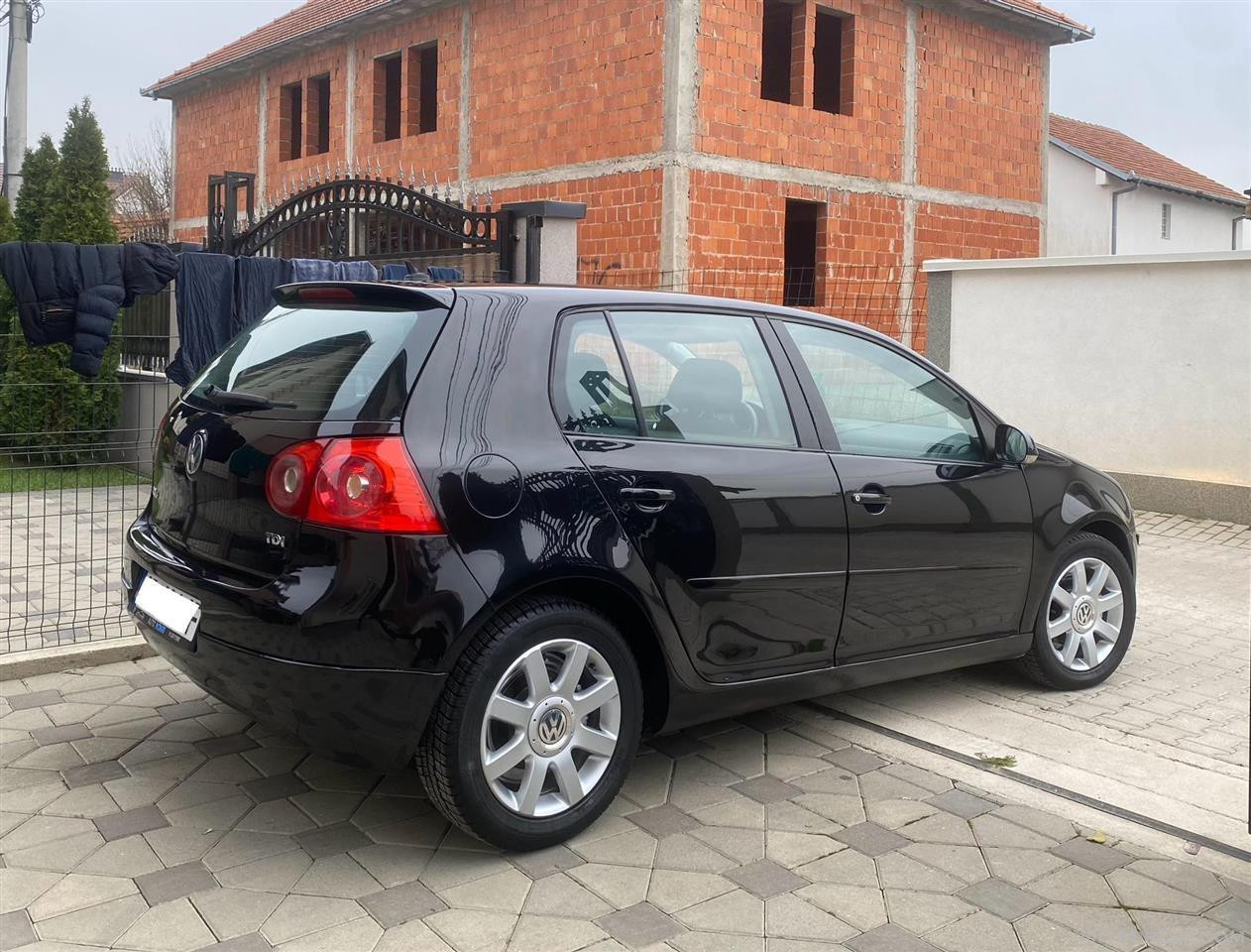 VW GOLF 5 1.9 TDI - MANUAL 6 SHPEJSI - EKSTREM I RUAJTUR -