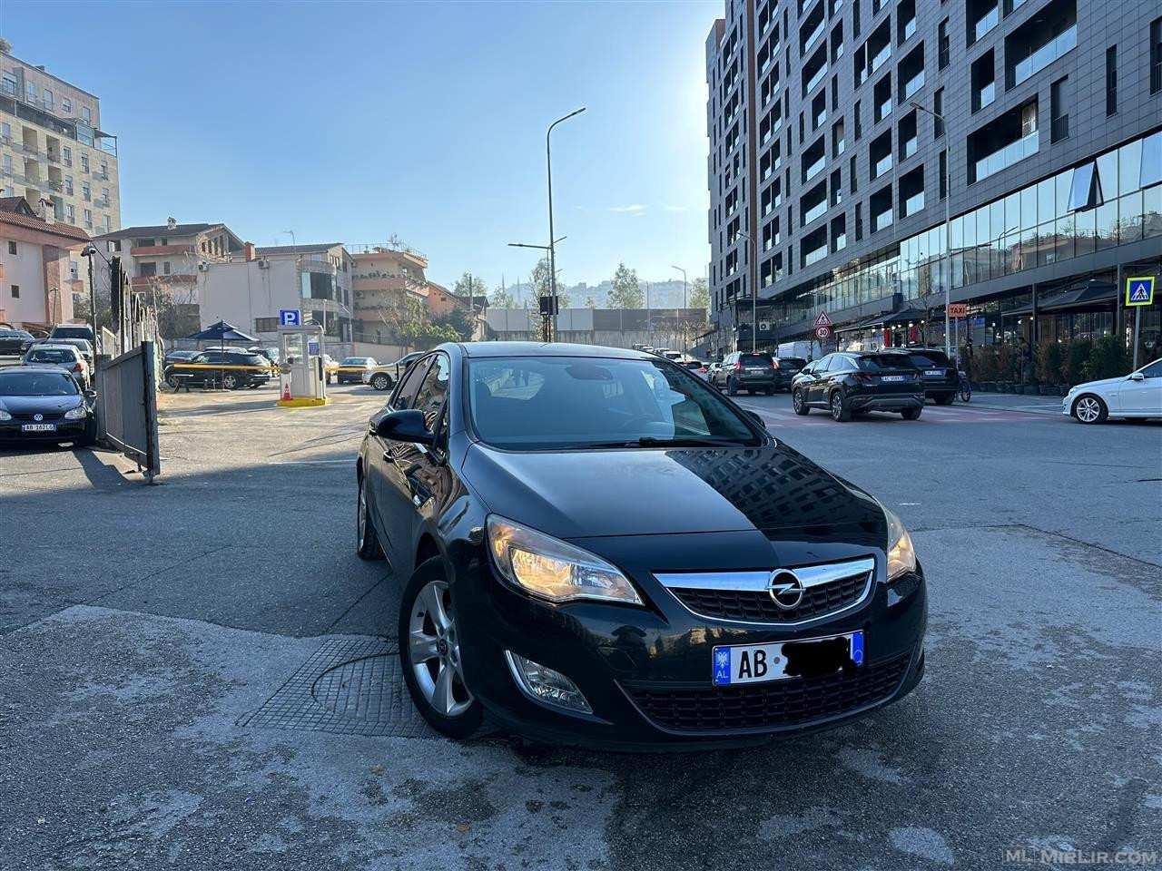Shes Opel Astra J    1.7  nafte 2011