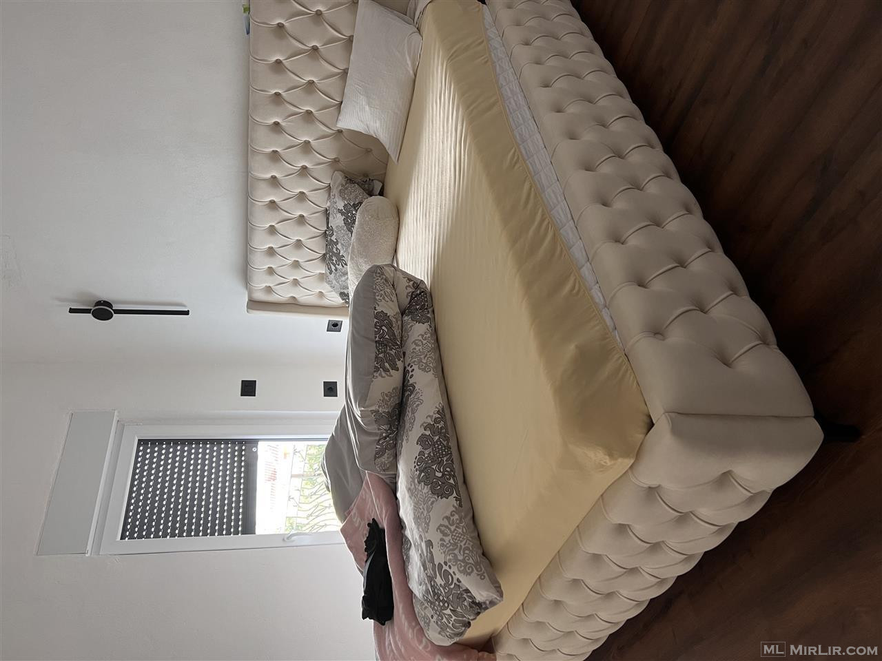 krevat  me dyshek, 180cm x 200cm 