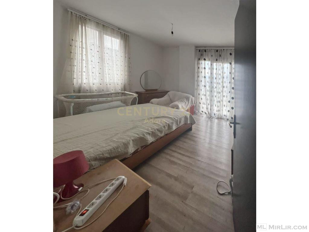 Apartment 1+1 prane stadiumit Pogradec 45000 €