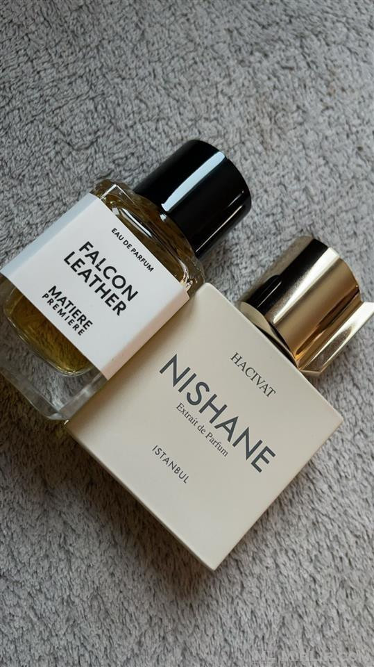 Parfum nishane & falcon leather