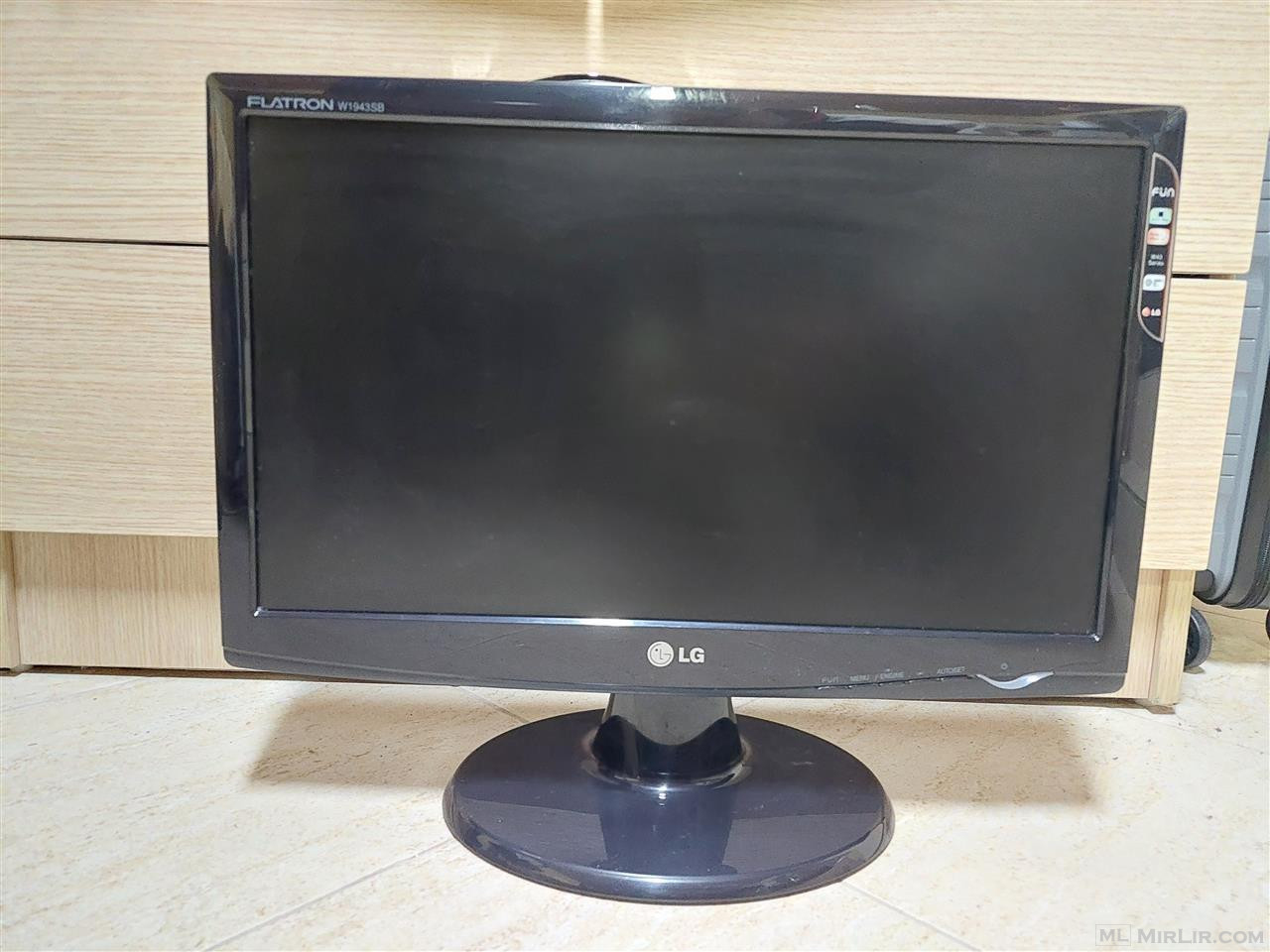 Monitor LG Flatron 18.5 inch