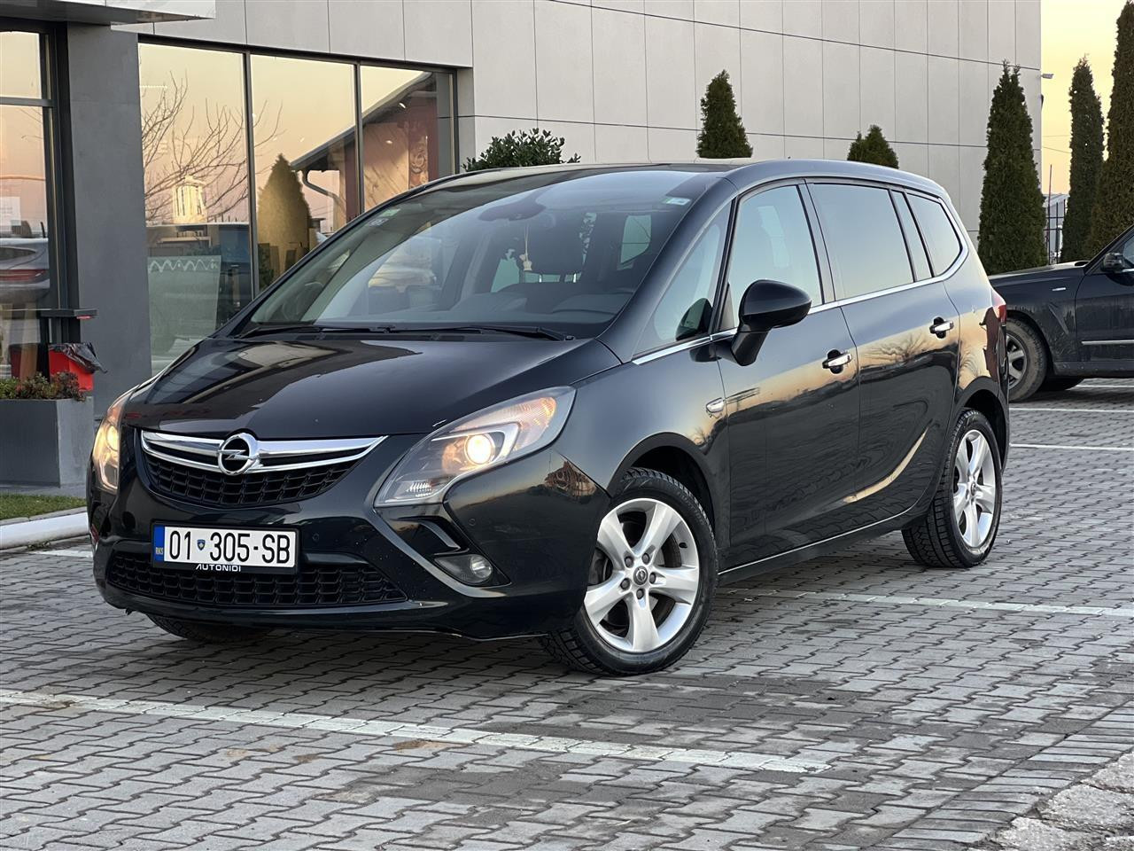 Opel Zafira 2.0 CDTI Automatik 7 ulse RKS 5 muaj 