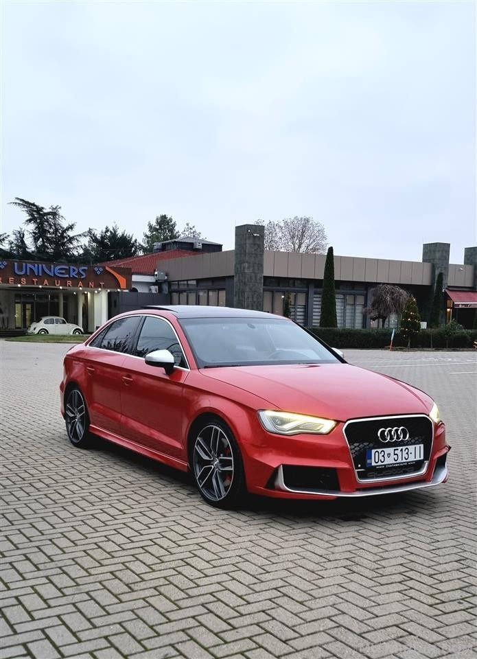 Audi S3 