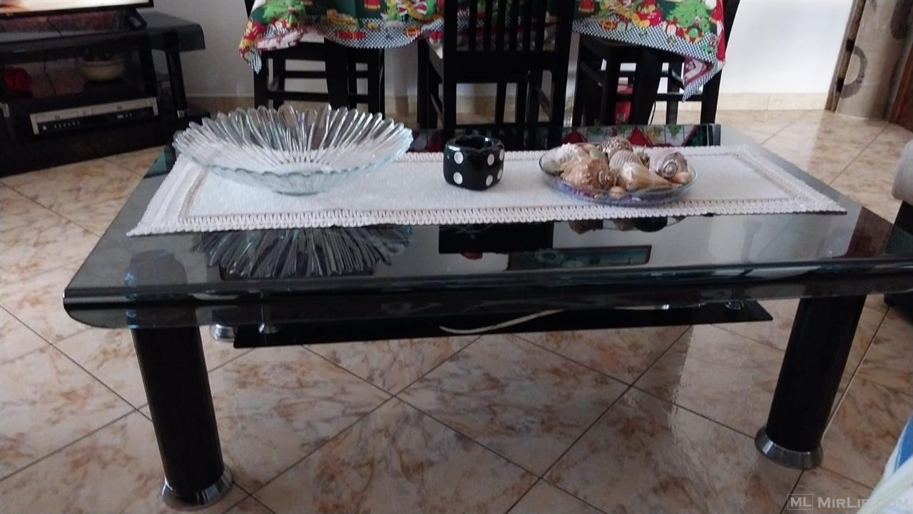 Tavolina per guzhine sallon