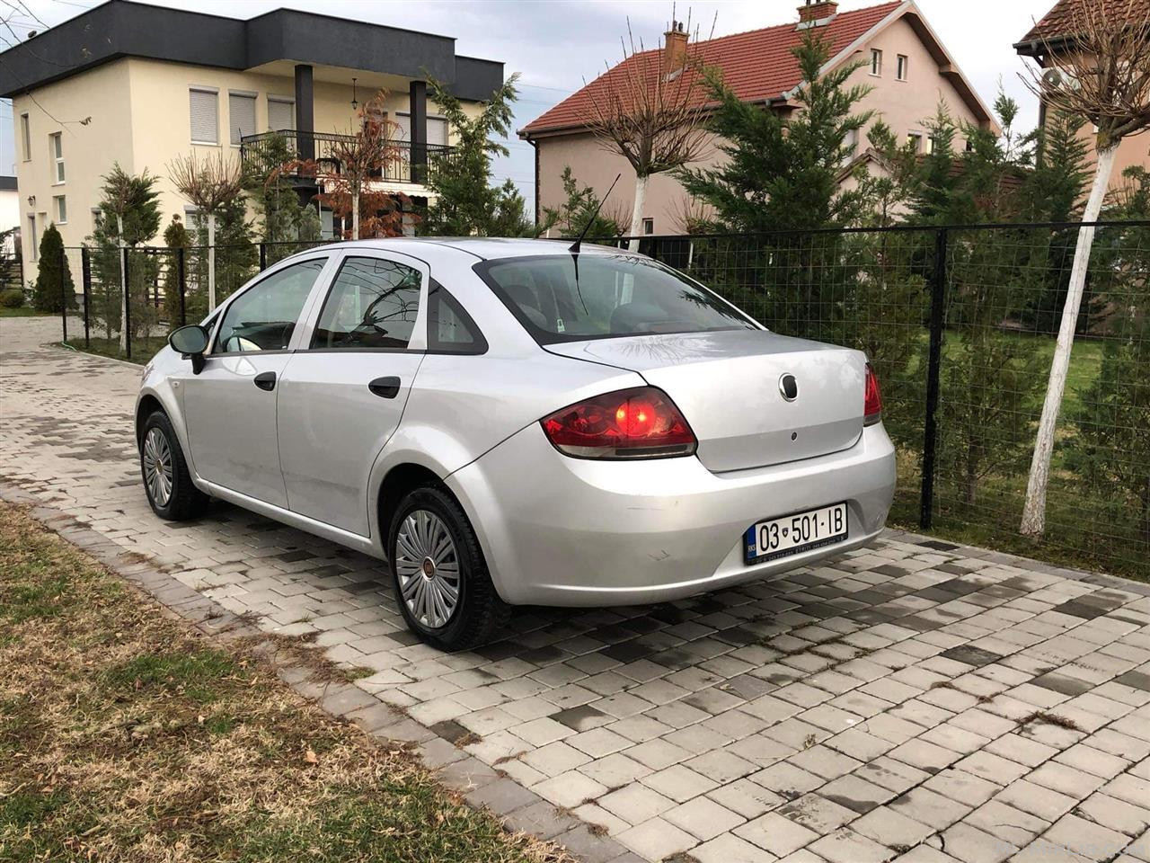 Fiat linea 1.3 Dizell Multijed Viti 2011 Rks 15-02-2024