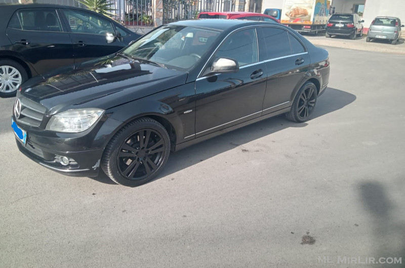 Shitet Mercedes Benz C220-CDI, viti 2008