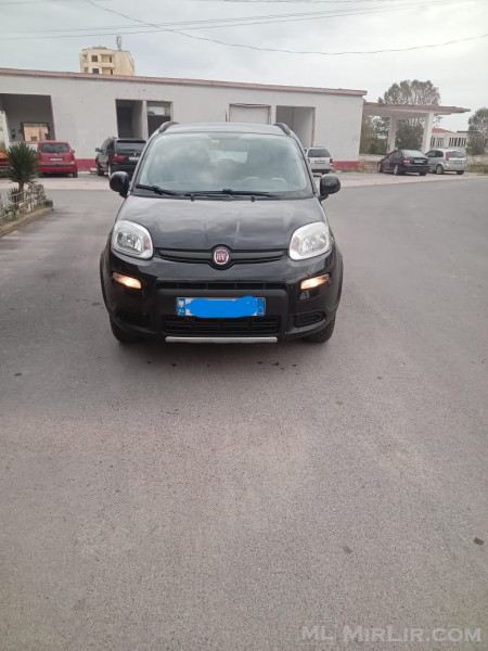 Shitet Fiat Panda 4 x 4, viti 2013