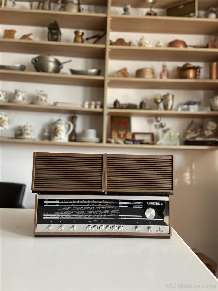 Radio antike SIEMENS e vitit 1970