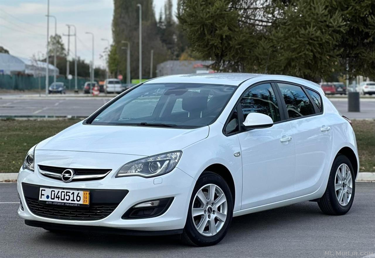 Opel astra j 1.7 cdti viti 2013 me dogan 