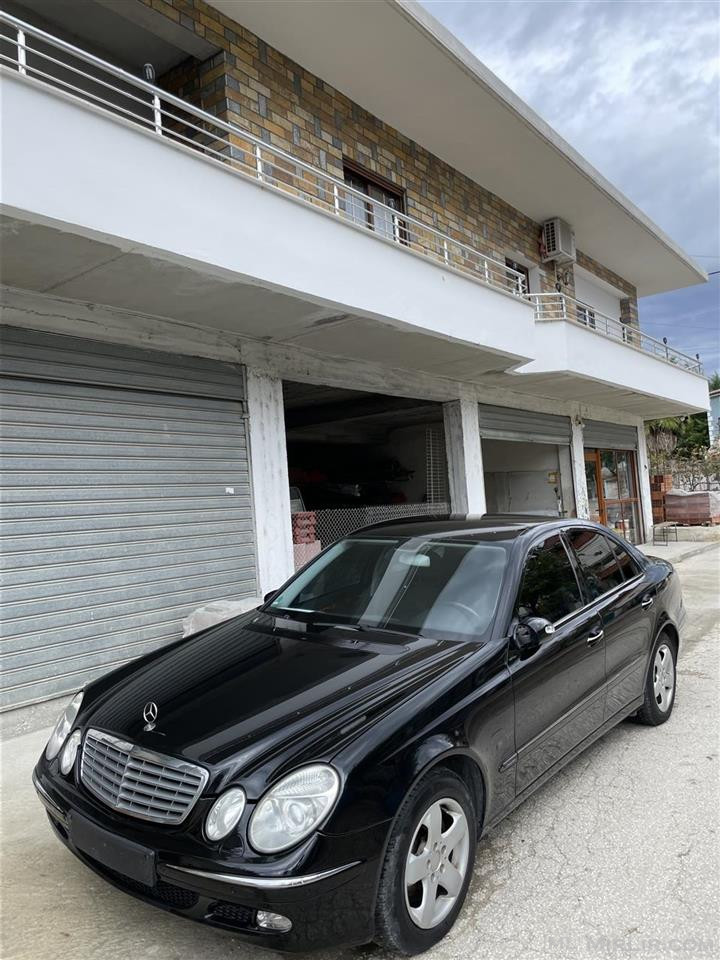 Mercedes Benz w211